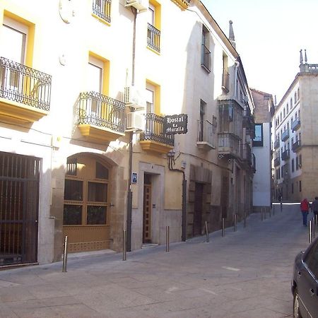 Hostal Muralla Plasencia Eksteriør billede